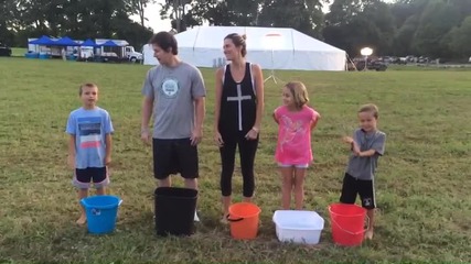 Mark Wahlberg (family) - ice bucket challenge