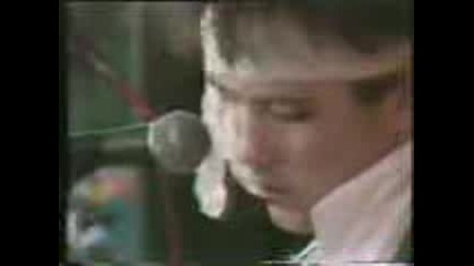 The Cure - A Forest (live 1981)