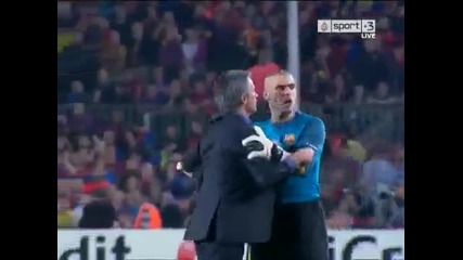 Валдес налетя на Моуриньо след мача 