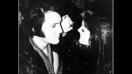 Elvis Presley - Besame mucho 
