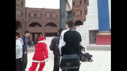Дядо Колeда Parkoura
