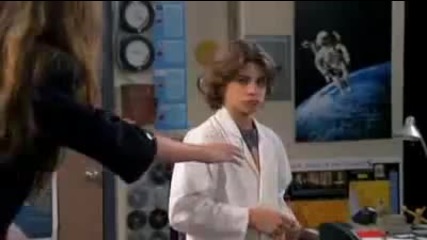 Магьосниците От Уейвърли Плейс Season 3 Епизод 1 Franken Girl Part 1 