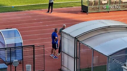 Наско Сираков ще наблюдава последната тренировка на "сините" преди мача с Айнтрахт