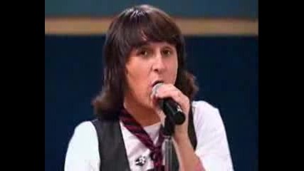 hannah montana - oliver oken(mitchel musso) sings last forever/throl you hands up