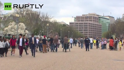 Оливър Стоун и Джоузеф Гордън-Левит подготвят филма "Сноудън"