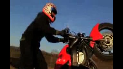 motorcycle stunts 