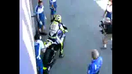 Ритуалът На Rossi Predi Sastezanie Qko !!