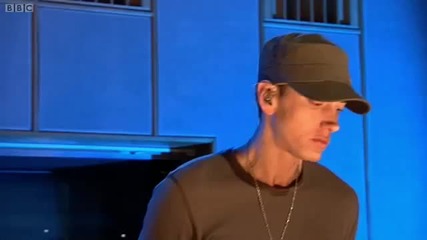 Зашеметително !! Eminem - Stan and Forever { Live }