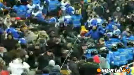 Полицейска бруталност на Румъния - Уругвай