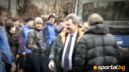 Отборът на Левски София почете паметта на Апостола 