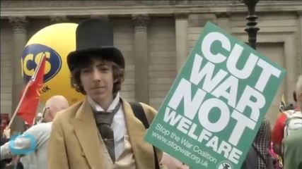 Thousands Protest UK Government's Austerity Plan