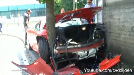 Ferrari 458 Italia crash!! 