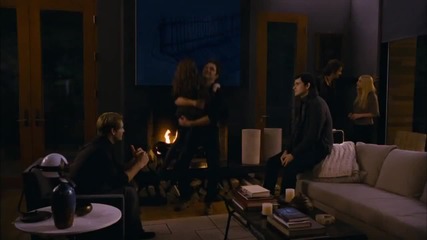 Тhe Twilight Saga Breaking Dawn - Part 2 - Здрач Зазоряване 2 част трейлър