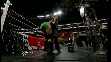 Triple h Пребива Ted Dibiasi
