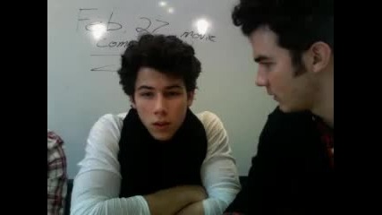 Jonas Brothers' Live Chat (2_21_09) - Part 10