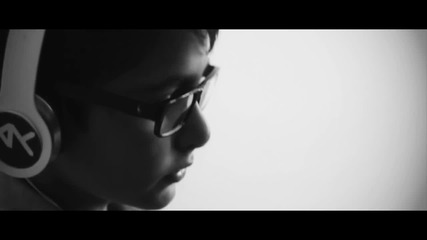 Anise K - Walking On Air (ft Snoop Dogg & Bella Blue)