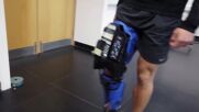 Роботизирани крака помагат на пациентите с инсулт да проходят отново (ВИДЕО)