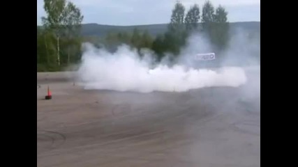 Audi 80 General Lee Drifting