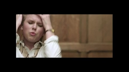 Високо качество: Taylor Swift - The Story Of Us 2011