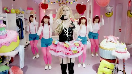 Avril Lavigne - Hello Kitty ( Официално видео )