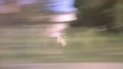 Avril Lavigne - Falling Into History - Youtube