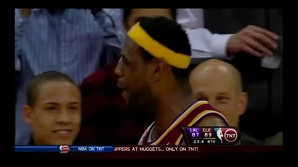 Lebron James singing Eminem - Forever solo! 