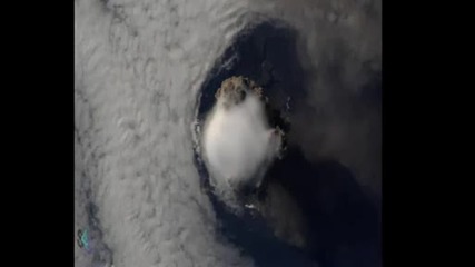 : Изригване на Вулкан заснето от Космоса 