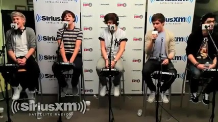 One Direction - What makes you beautiful (acustic _ Live)