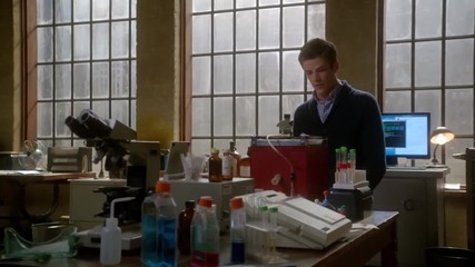 The Flash / Светкавицата сезон 1 епизод 02 ( part 1/3 )