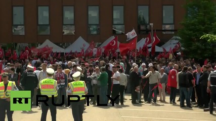 Ердоган говори в Карлсруе пред хилядна тълпа