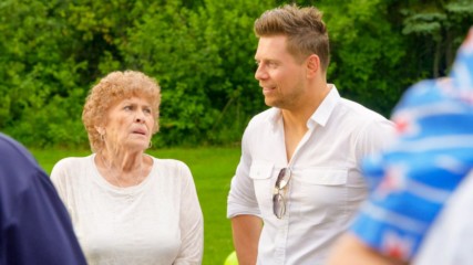 How many kids do Miz and Maryse want?: Miz & Mrs. Bonus Clip, March 4, 2020