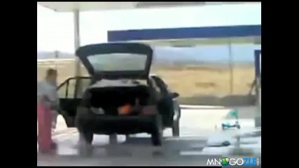 Внимание Жена мие колата (100% Смях)