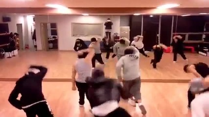 Kim Hyun Joong (ss501) - Break Down (dance Practice)