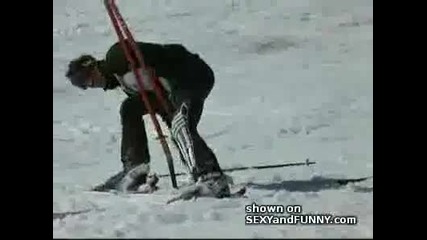 Скрита камера ски спускане къде гледаш бе