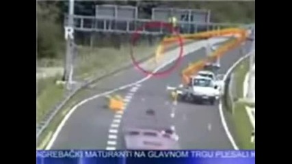 bus vs crane - incident