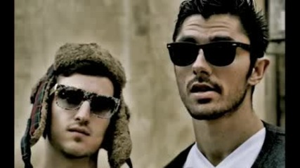 The Cataracs - Sippin Champagne