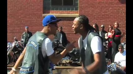 Cypher a.k.a. Yung Cyph ft. V.i.c. - Hold That ( Watch Me Do My Dance ) 