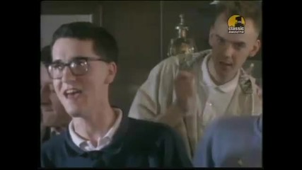 The Housemartins - Happy Hour