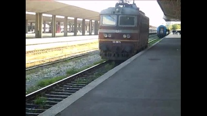 44087 