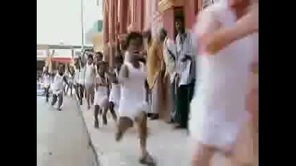 Lud Smqh !! Тоя Дебелак ще има да взима !!! :d 