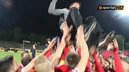 Христо Янев във въздуха след победата над Берое - Видео Бг Футбол