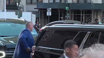 Прекратяват делото за корупция срещу кмета на Ню Йорк (ВИДЕО)