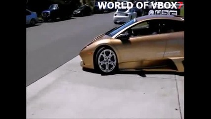 Златно Lamborghini Murcielago