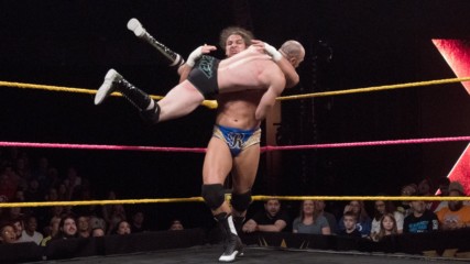 Oney Lorcan & Danny Burch vs. Riddick Moss & Tino Sabbatelli: WWE NXT, Oct. 25, 2017