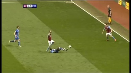 14.04.2010 Астън Вила 2 - 2 Евертън гол на Гейбриъл Агбонлахор 