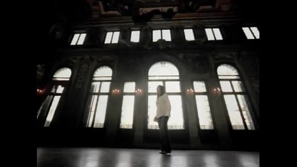 Laura Pausini ~ Vivimi (videoclip)