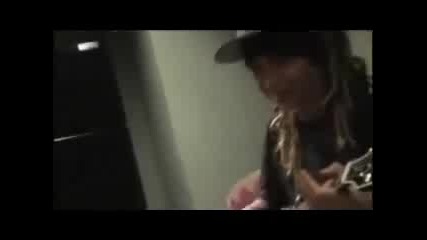 Georg & Tom Singing(caught On Camera)so Cute!!!