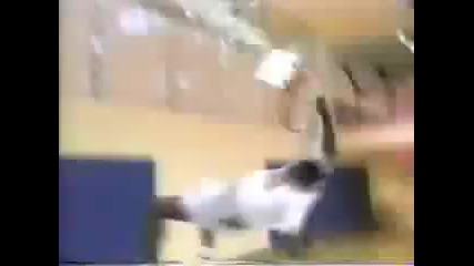 Shaquille Oneal Shatters Backboard During His Draft bine 