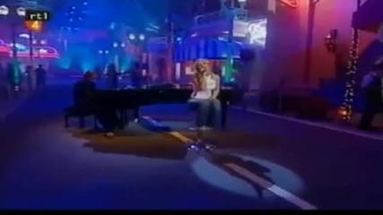 Britney Spears - Im Not A Girl, Not Yet A Woman (euro Disney 2002) 