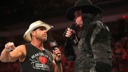 The Undertaker returns to confront Shawn Michaels: Raw, Sept. 3, 2018